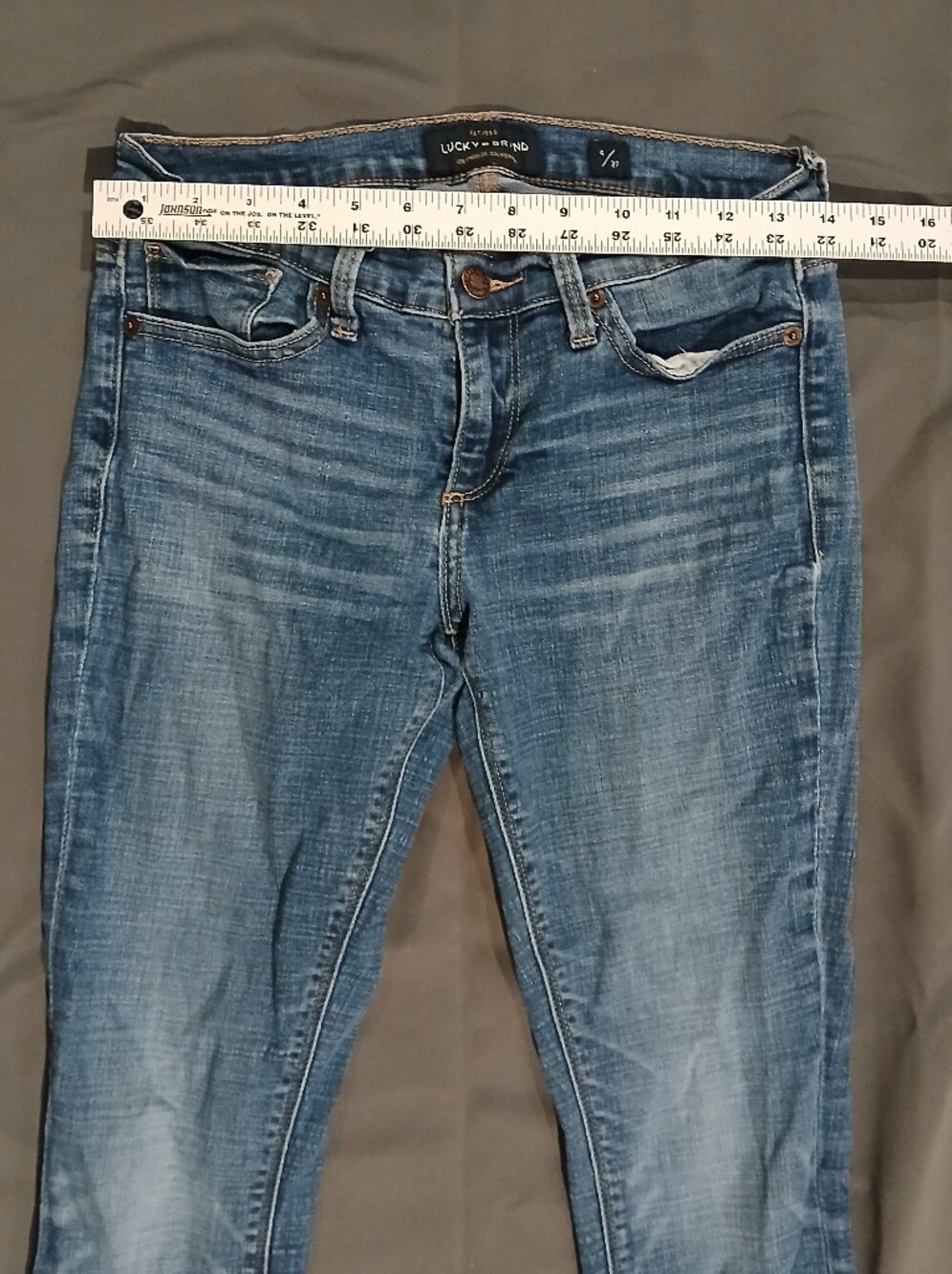 Lucky Brand Medium Blue Denim Jeans